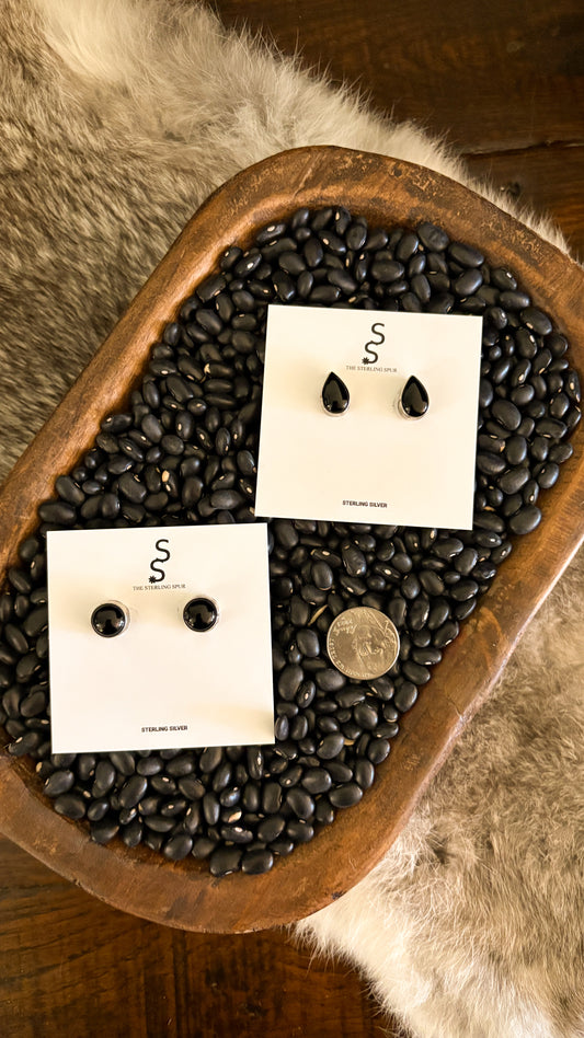 BLACK ONYX POST EARRINGS