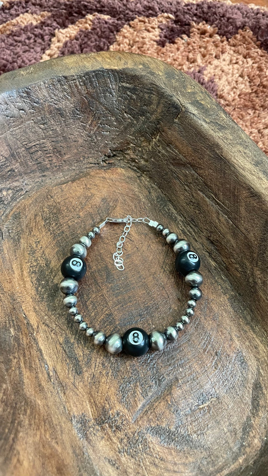 8 BALL GRADUATED BRACELET