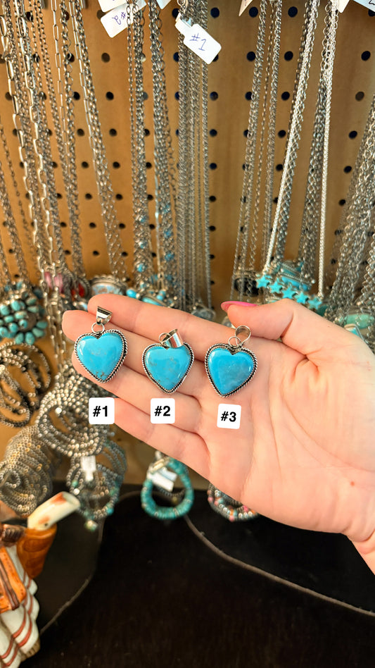 KINGMAN TURQUOISE HEART PENDANT