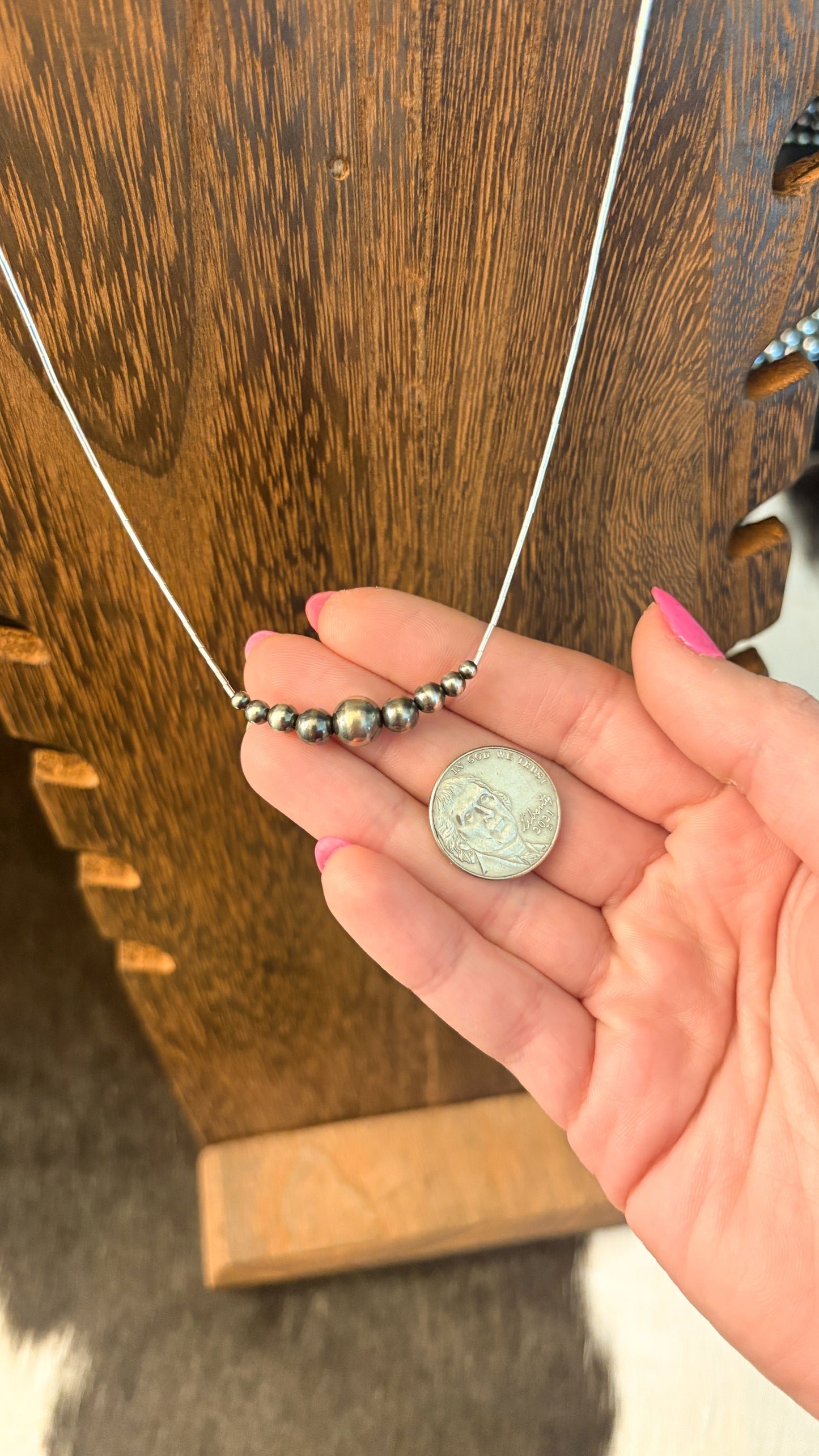 3-8MM GRADUATED STERLING SILVER PEARL LIQUID SILVER NECKLACE
