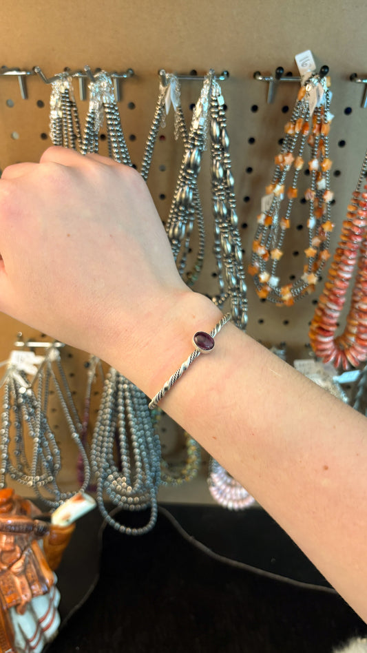 PURPLE SPINY OYSTER CUFF W ROPE BAND