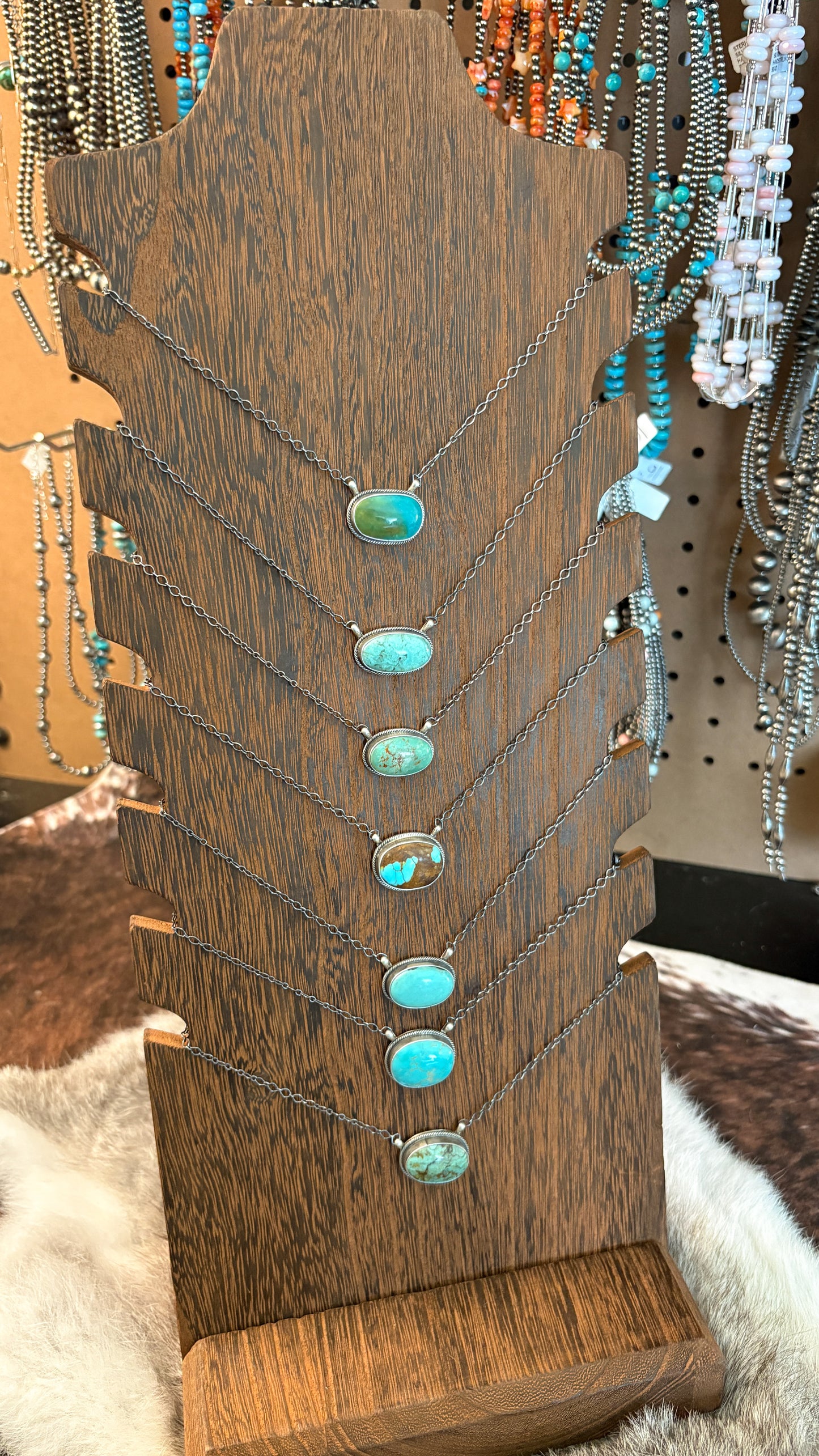 OVAL ROYSTON TURQUOISE NECKLACE BY ANTIONETTE MARTINEZ