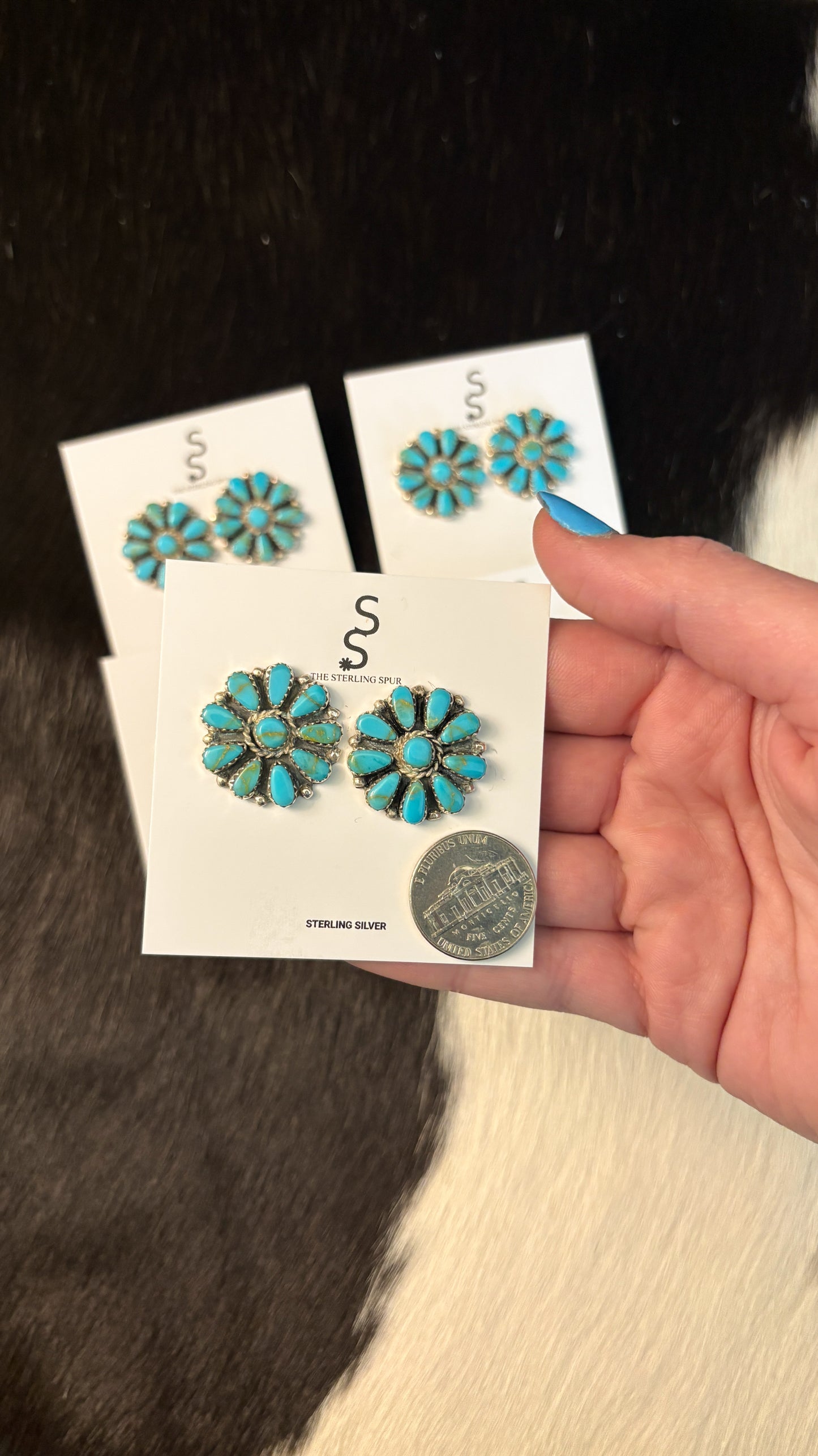 MEDIUM TURQUOISE CLUSTER EARRINGS STAMPED JJP STERLING