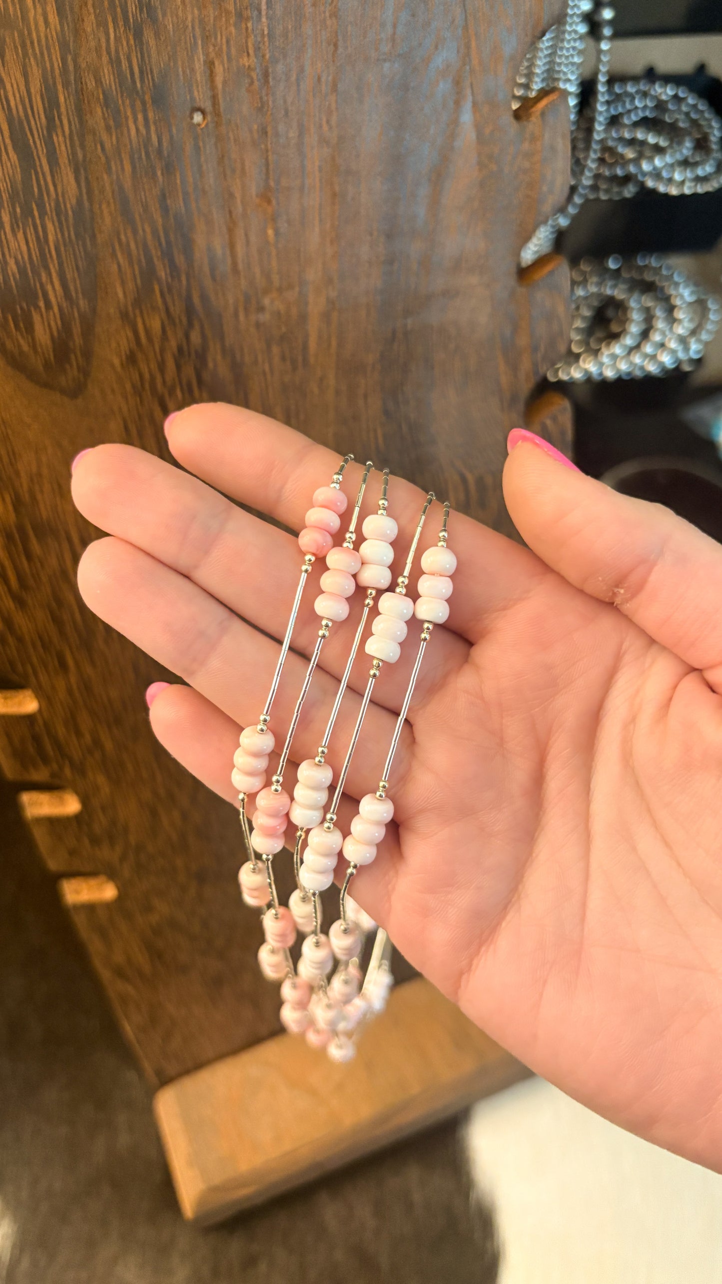 LIQUID SILVER PINK CONCH NECKLACE