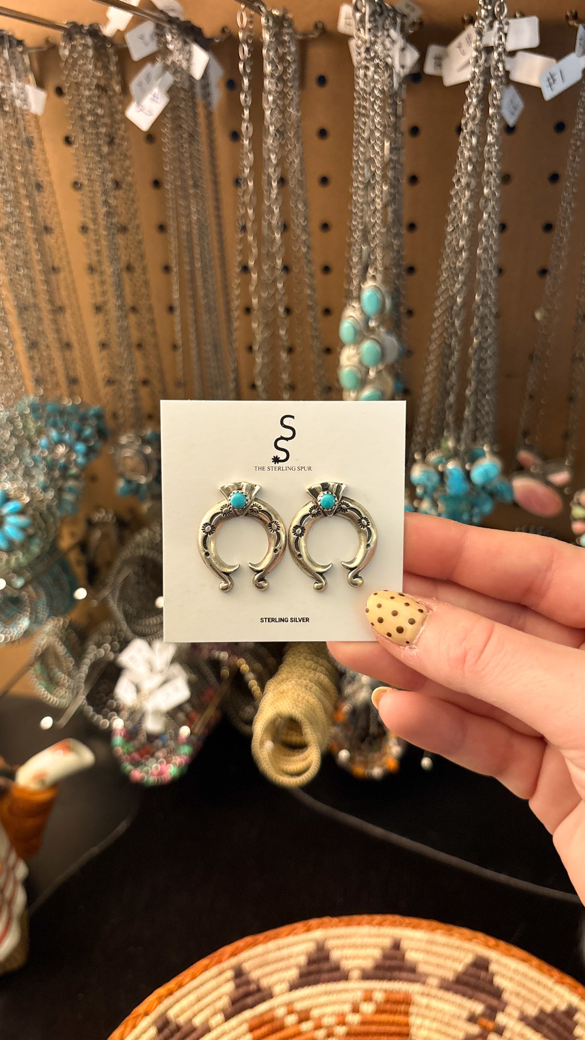 NAJA EARRINGS W TURQUOISE STONE