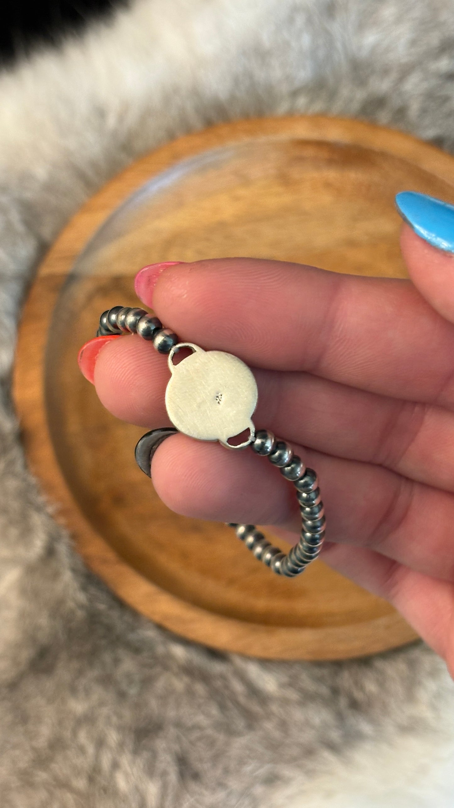4MM STERLING SILVER STRETCH BRACELET W #8 TURQUOISE CHARM