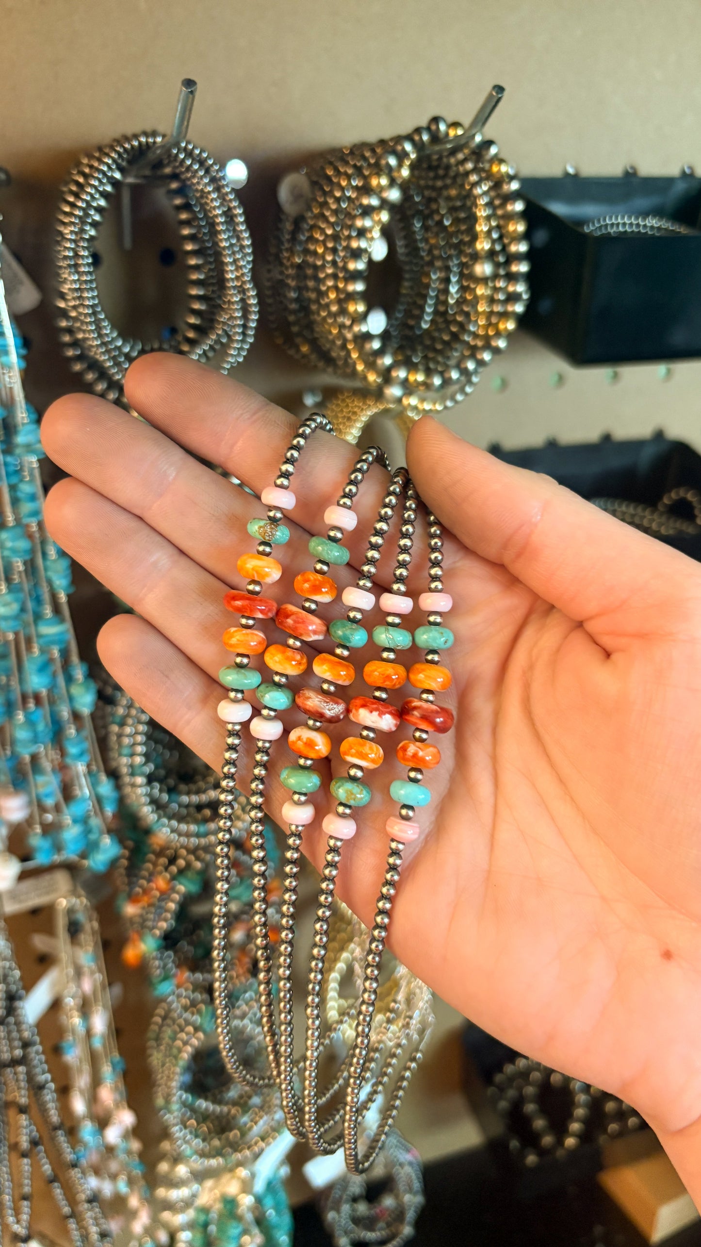 THE DAKOTA CHOKER