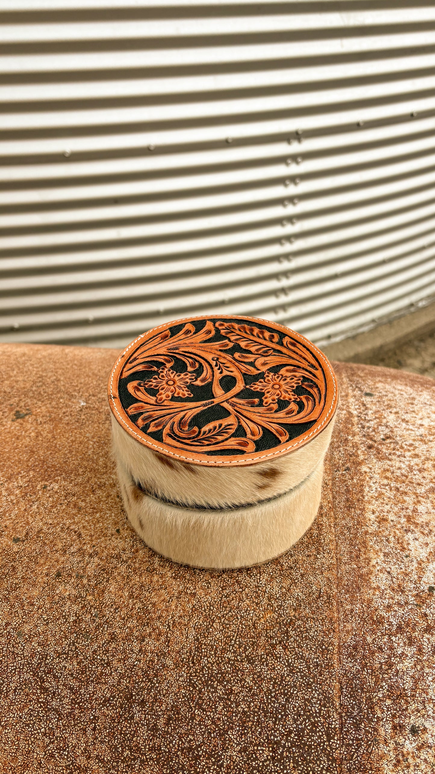 ROUND LEATHER TOOLED & COWHIDE JEWELRY BOX