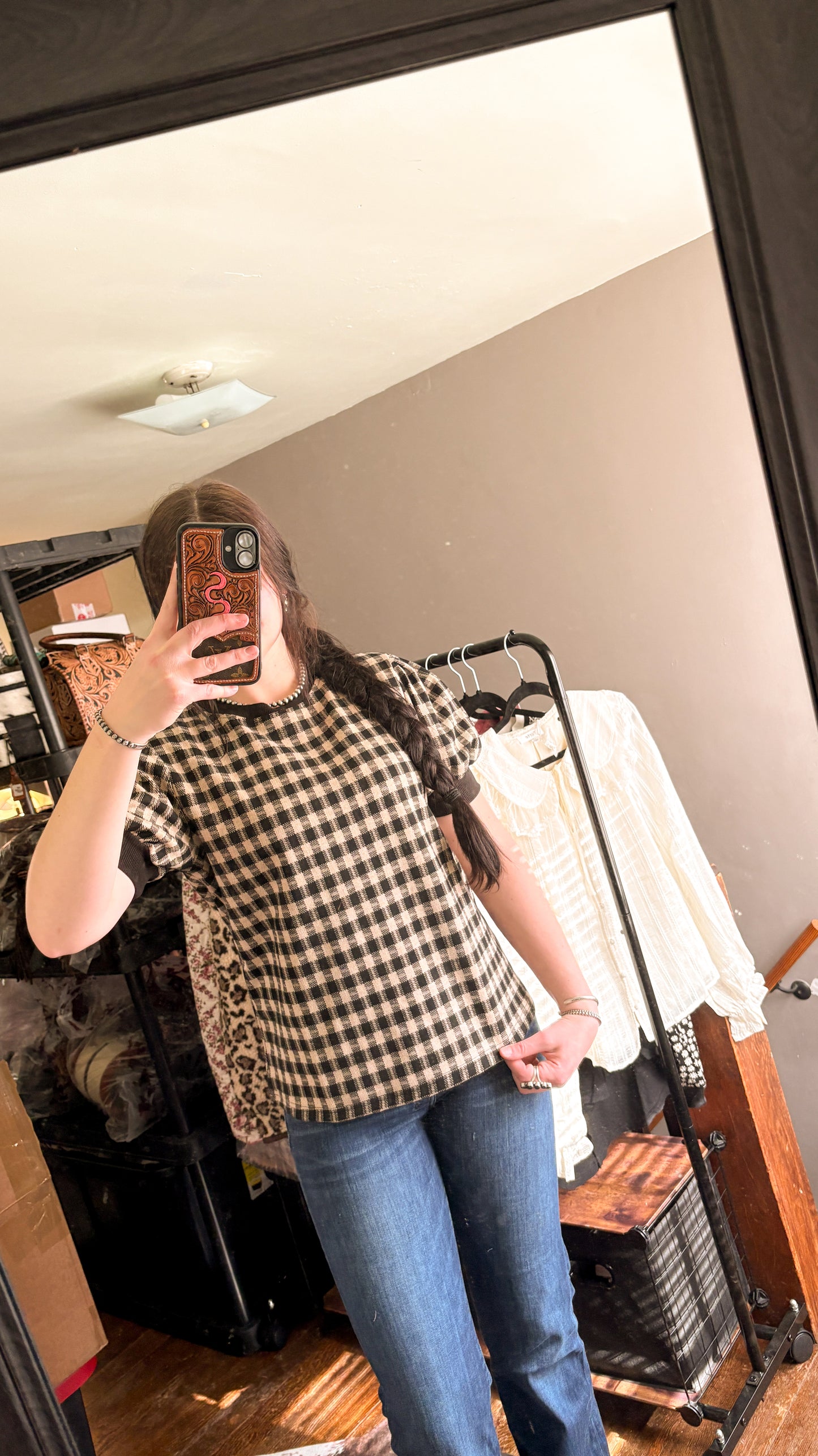 CHECKERED KNIT PUFF SLEEVE TOP