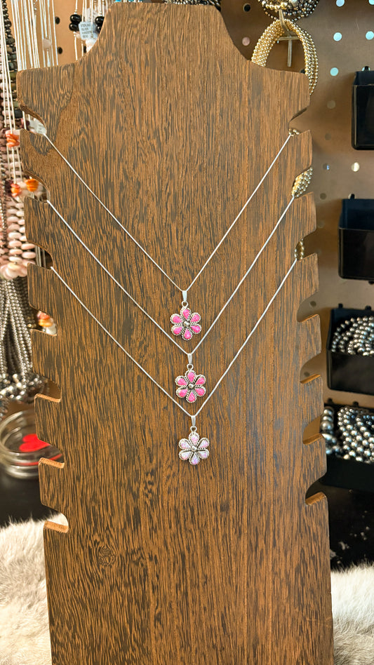 ZUNI OPAL FLOWER NECKLACE